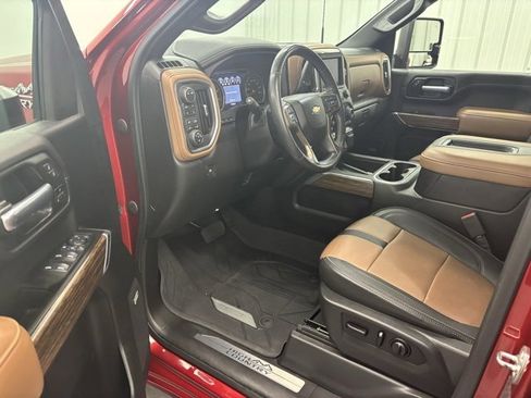 Used 2021 Chevrolet Silverado 3500 High Country w/ LPO, Hitch Package image 16