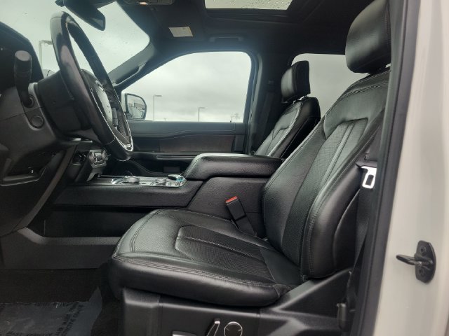 Used 2021 Ford Expedition XLT AWD/4WD image 22