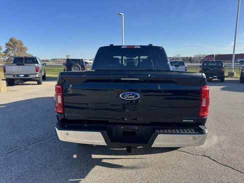 Certified 2022 Ford F150 XLT w/ Equipment Group 302A High image 7