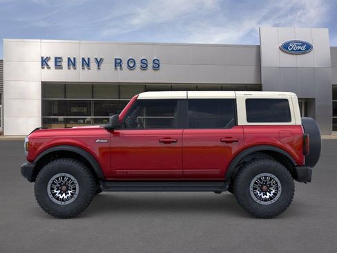 New 2026 Ford Bronco Outer Banks AWD/4WD image 4
