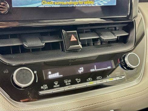 Used 2023 Toyota Corolla Cross L AWD/4WD image 13