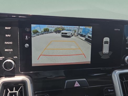 Used 2023 Kia Sorento S w/ Panoramic Sunroof Package FWD image 30