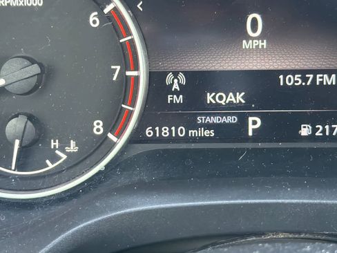 Used 2023 Nissan Rogue S image 25