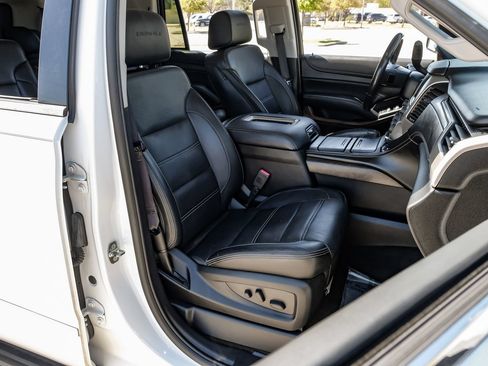 Used 2018 GMC Yukon Denali RWD image 38