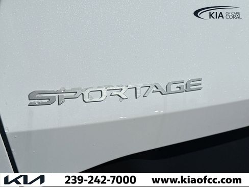 New 2026 Kia Sportage EX image 11