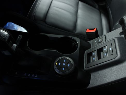 New 2026 Ford Bronco Outer Banks image 23