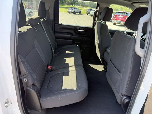 Used 2023 Chevrolet Silverado 2500 LT AWD/4WD image 12