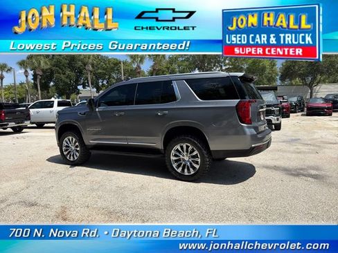 Used 2021 GMC Yukon SLT w/ Rear Media and Nav Package AWD/4WD image 5