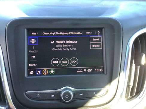 Used 2022 Chevrolet Equinox LS image 16