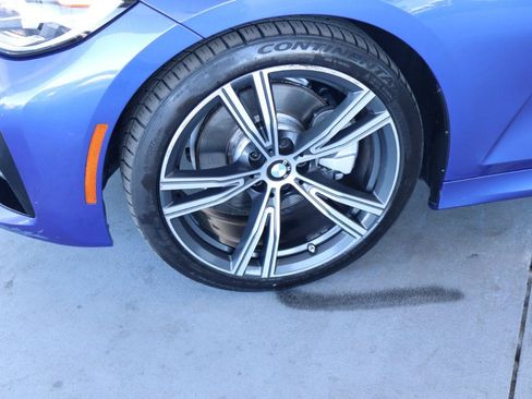 Used 2019 BMW 330i xDrive Sedan w/ M Sport Package AWD/4WD image 40