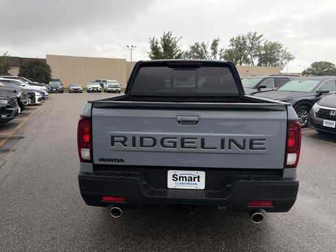 Certified 2026 Honda Ridgeline Black Edition image 6