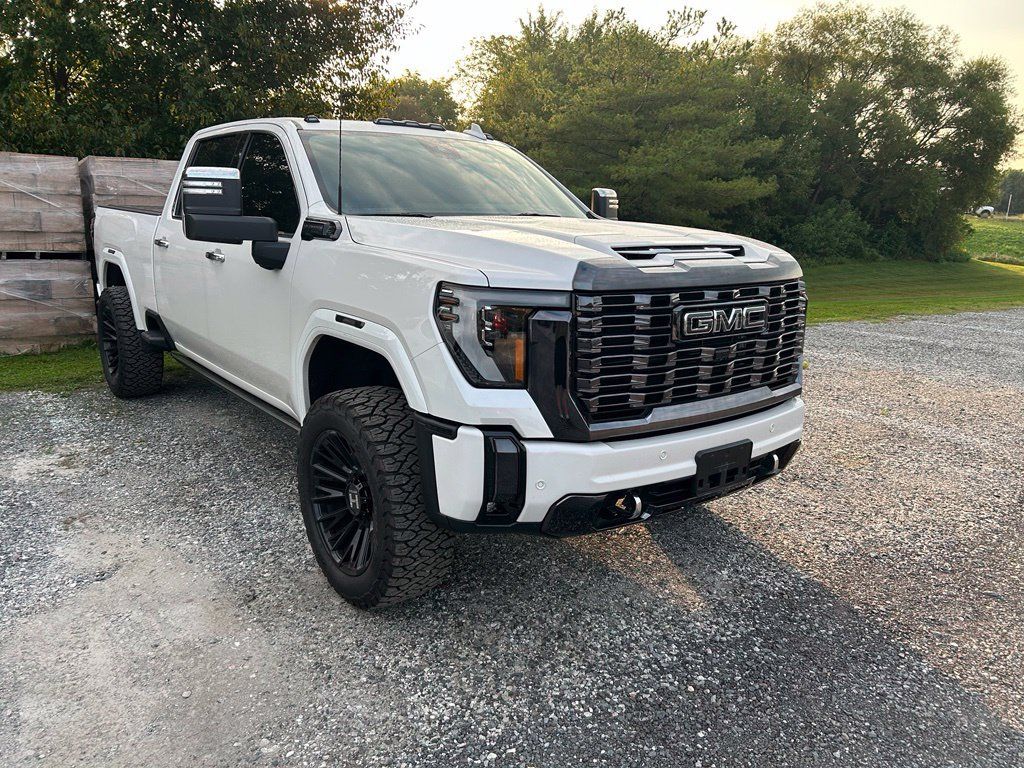 Used 2024 GMC Sierra 2500 Denali Ultimate AWD/4WD image 15