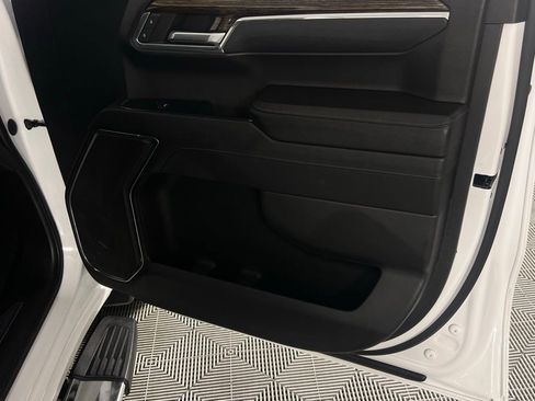 Used 2023 GMC Sierra 1500 SLE image 34