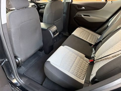 Used 2024 Chevrolet Equinox LS image 28