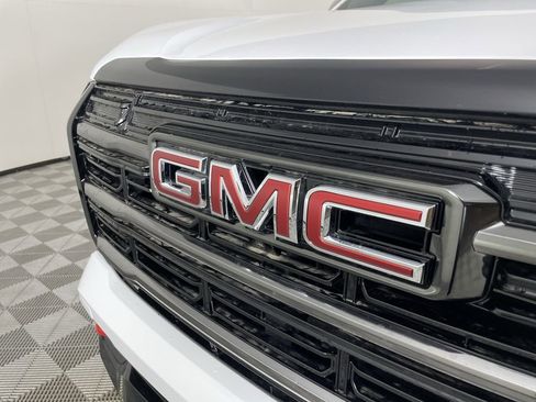 New 2026 GMC Terrain AT4 w/ Technology Package II image 31