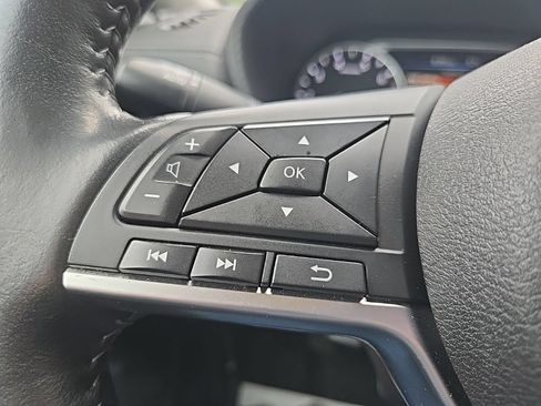Used 2024 Nissan Sentra SV w/ All-Weather Package FWD image 40