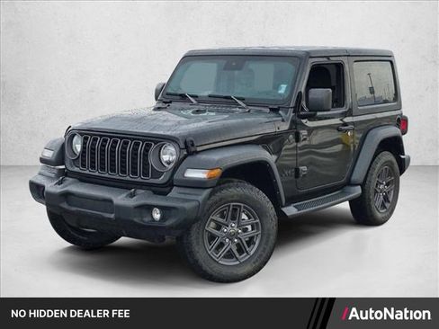 Used 2025 Jeep Wrangler Sport AWD/4WD image 1
