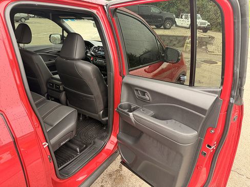 Certified 2025 Honda Ridgeline TrailSport image 15