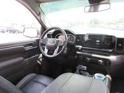 Certified 2025 GMC Sierra 1500 SLT w/ SLT Premium Package AWD/4WD image 25