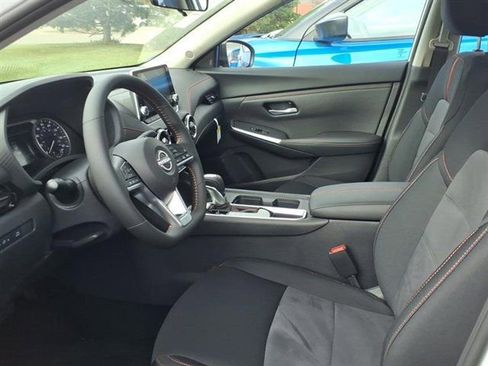 New 2025 Nissan Sentra SR image 26