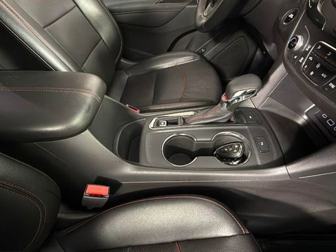 Used 2023 Chevrolet Equinox RS w/ RS Leather Package AWD/4WD image 34