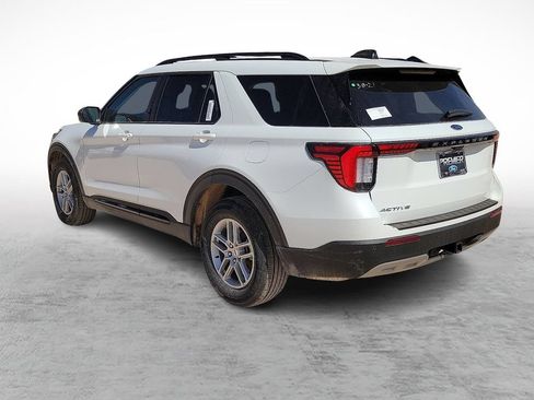 New 2026 Ford Explorer Active w/ Active Comfort Package RWD image 7