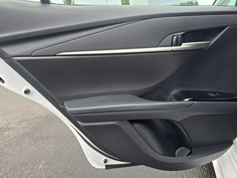 Used 2025 Toyota Camry SE FWD image 18