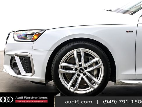 Used 2023 Audi A4 2.0T Premium w/ Convenience Package image 11