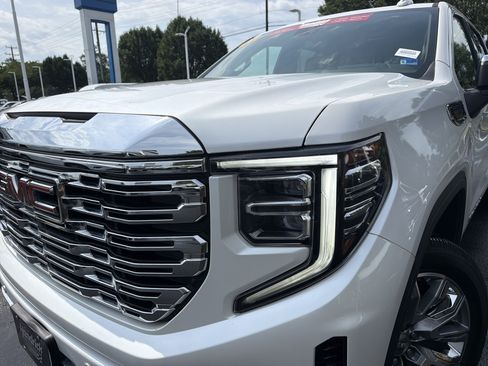Used 2023 GMC Sierra 1500 Denali AWD/4WD image 6