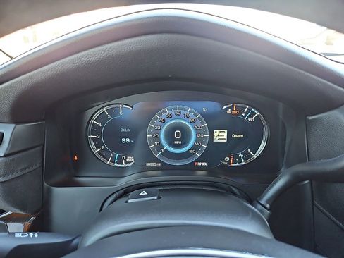 Used 2020 Cadillac Escalade Luxury w/ Escalade Sport Edition image 29