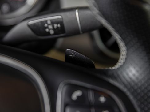 Used 2019 Mercedes-Benz GLA 250 GLA 250 4MATIC SUV w/ Convenience Package image 8