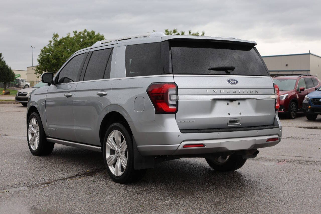 Used 2023 Ford Expedition Platinum AWD/4WD image 11