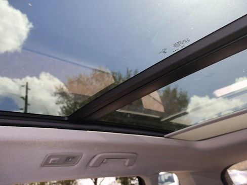 Certified 2025 Volkswagen Taos SEL image 26