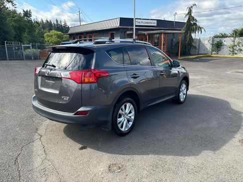 Used 2014 Toyota RAV4 Limited w/ Technology Package AWD/4WD image 4