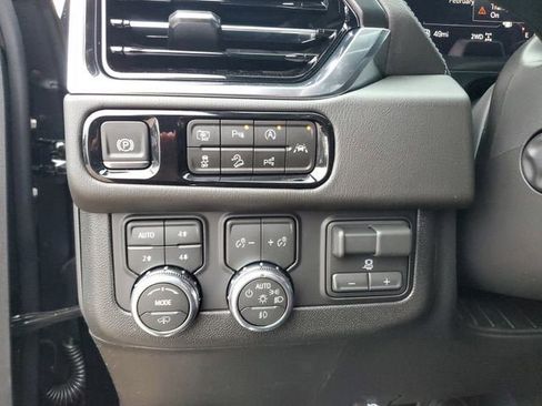 New 2026 GMC Yukon XL Denali w/ Denali Reserve Package AWD/4WD image 29