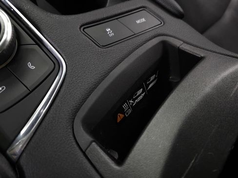 Used 2021 Cadillac XT5 Premium Luxury image 32