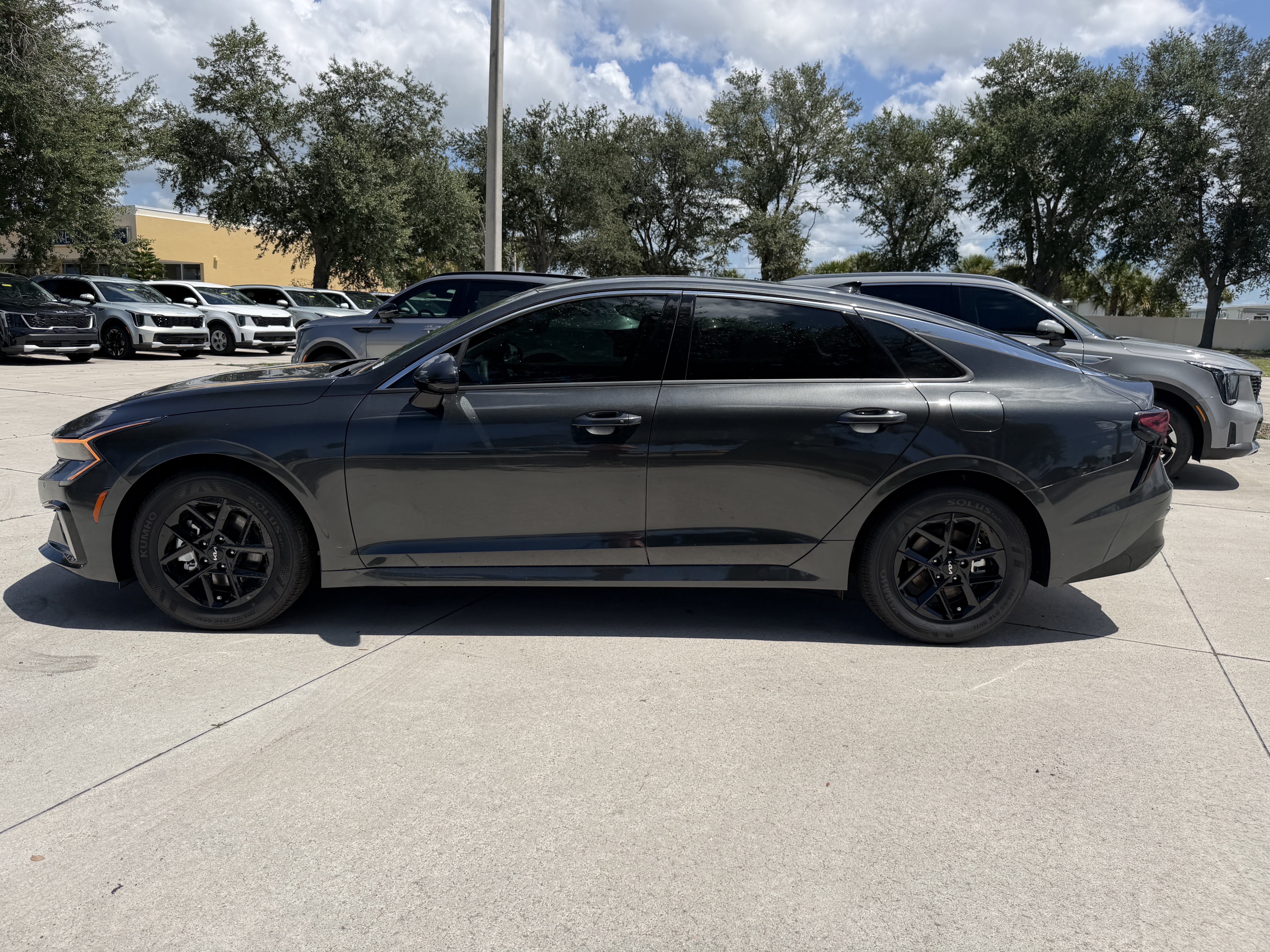 New 2026 Kia K5 LXS FWD image 6