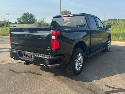 Used 2021 Chevrolet Silverado 1500 LT Trail Boss w/ Convenience Package II AWD/4WD image 5