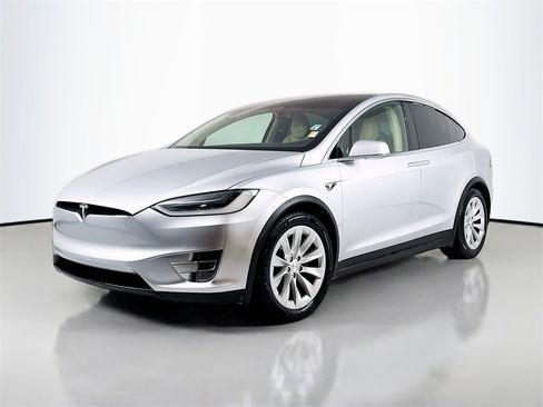 Used 2017 Tesla Model X 100D image 1