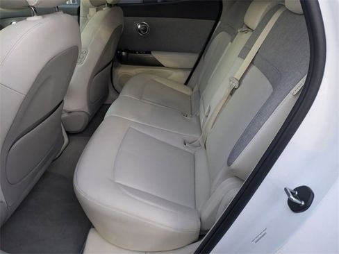 Used 2025 Genesis GV60 RWD image 13