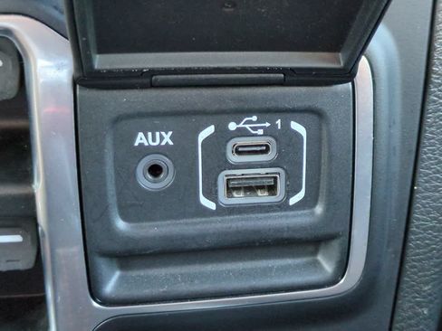 Used 2022 Jeep Gladiator Mojave AWD/4WD image 21