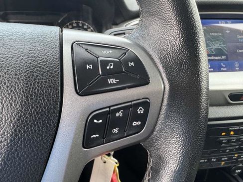 Used 2022 Ford Ranger XLT w/ Equipment Group 302A High image 11