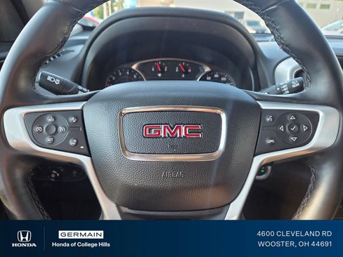 Used 2024 GMC Terrain SLT AWD/4WD image 28