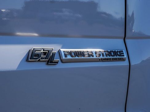 Used 2021 Ford F250 Lariat w/ Lariat Value Package image 10