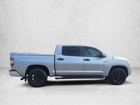 Certified 2017 Toyota Tundra SR5 w/ SR5 Upgrade Package image 4