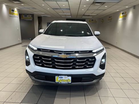 New 2027 Chevrolet Equinox LT w/ Convenience Package II AWD/4WD image 21