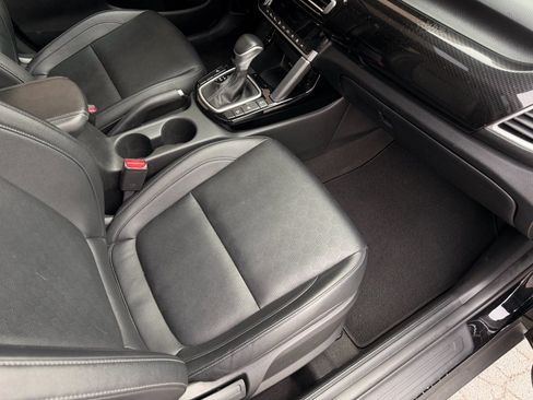 Used 2022 Kia Seltos EX image 23