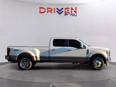 Used 2019 Ford F350 King Ranch w/ King Ranch Ultimate Package image 6