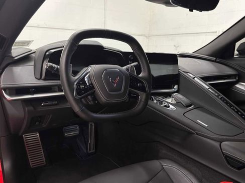 Used 2025 Chevrolet Corvette Stingray Preferred Cpe w/ 2LT image 10