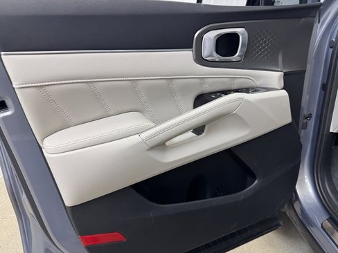 Used 2021 Kia Sorento SX image 8